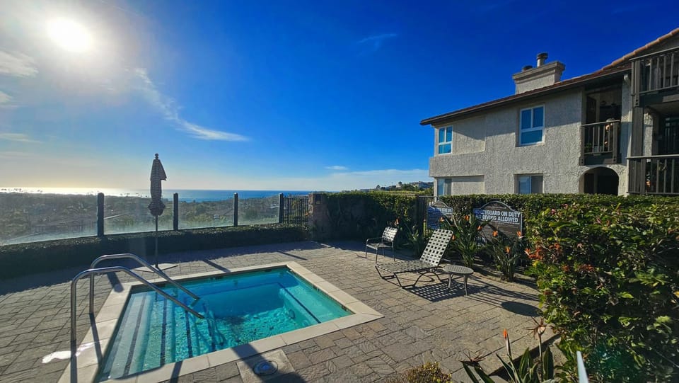 Patio, Natural landscape, Pool view, Sea view, Swimming pool, sunbed