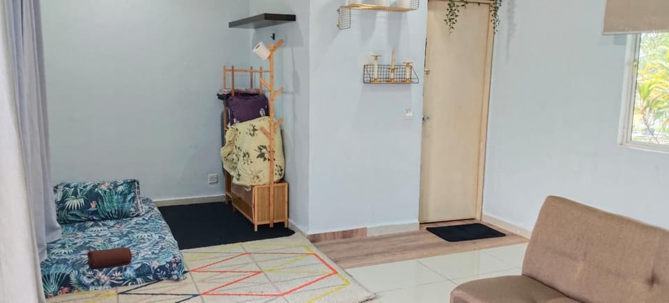 Lanchong Hill Studio Homestay House in Subang Jaya