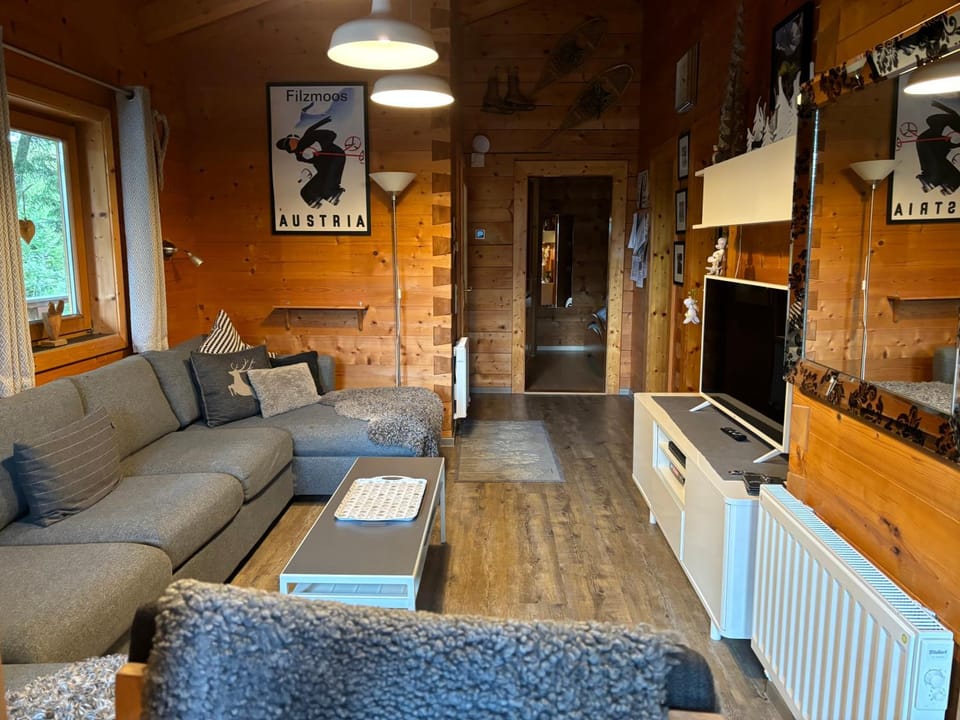 Communal lounge/ TV room, Seating area