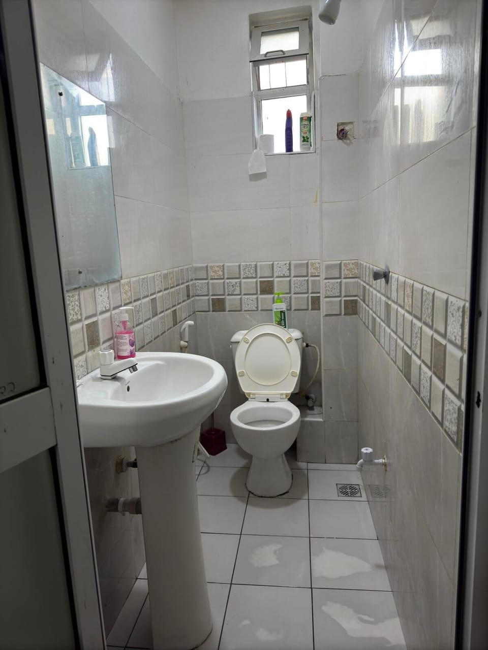 Studio Apartment Bamburi Mwembeni Near JSB Block A Apartment in Mombasa