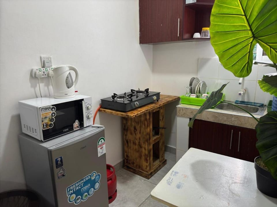 Studio Apartment Bamburi Mwembeni Near JSB Block A Apartment in Mombasa