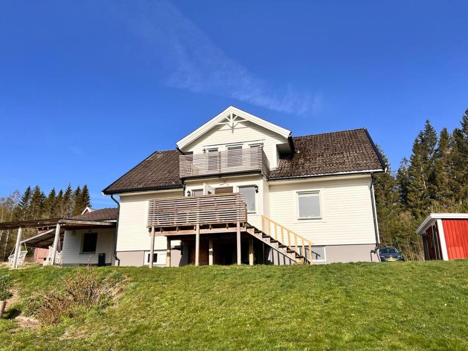 Property building, Spring, Day
