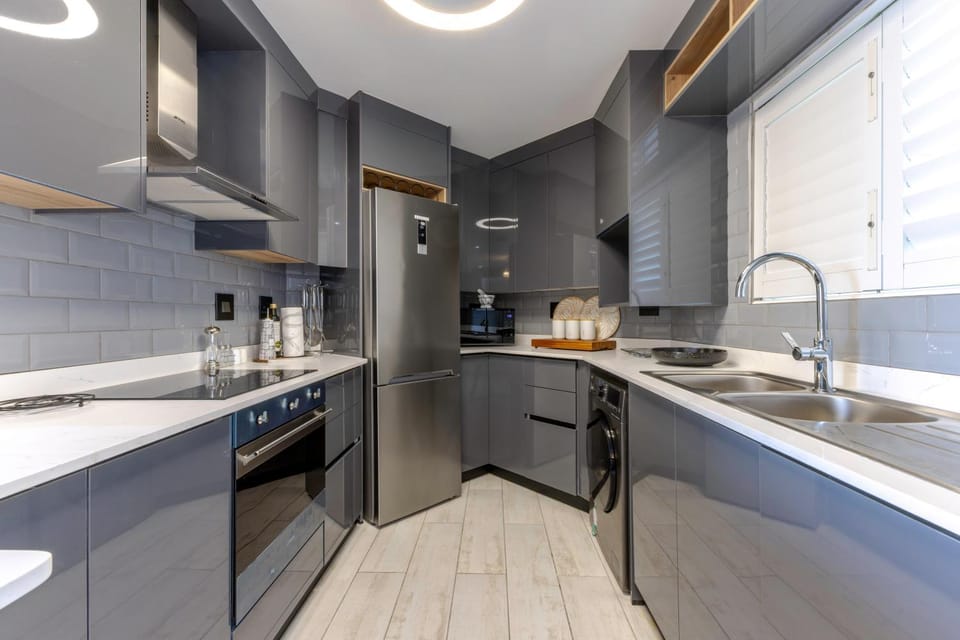 Lagoon Beach Luxury Apartments Apartment in Cape Town