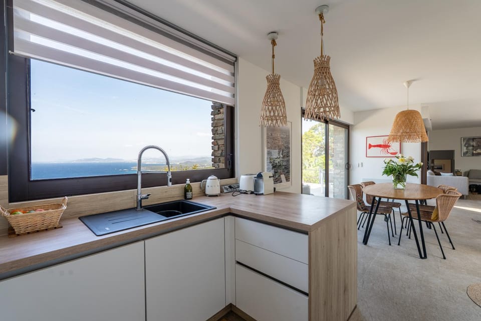 Natural landscape, Kitchen or kitchenette, stove