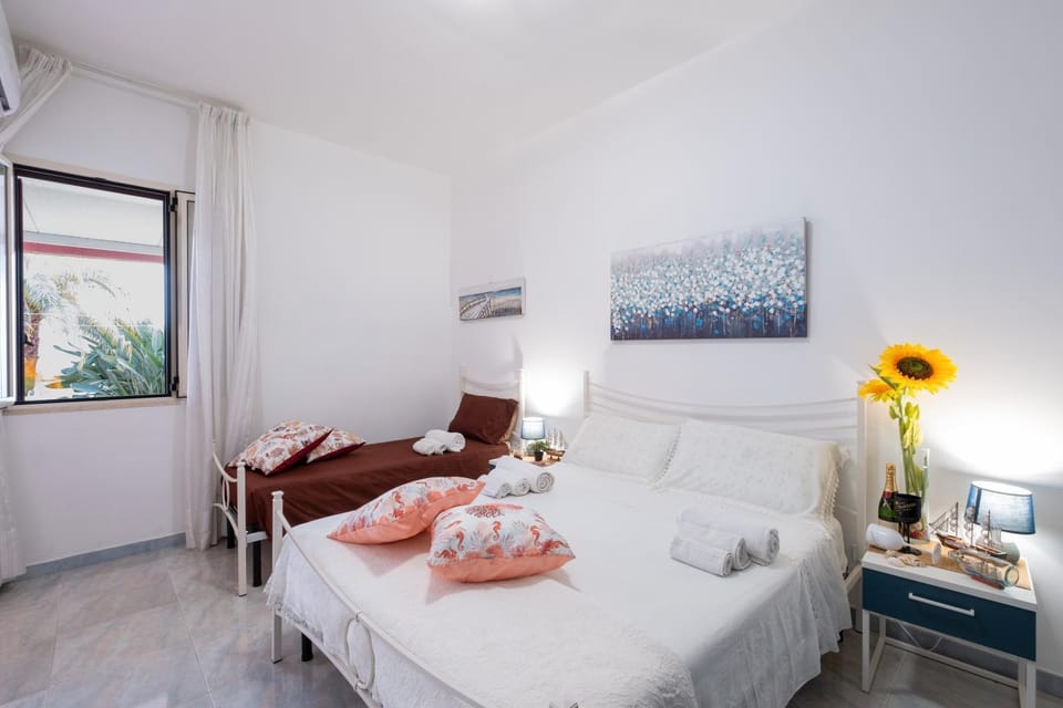 Living room, Bedroom