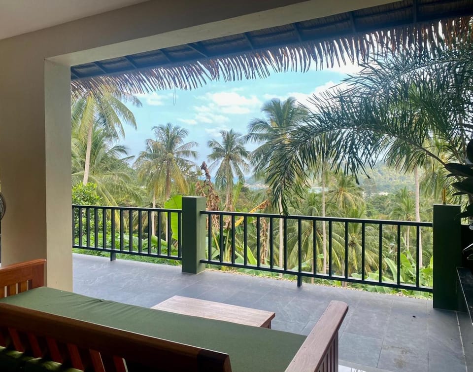 Natural landscape, Balcony/Terrace, Sea view