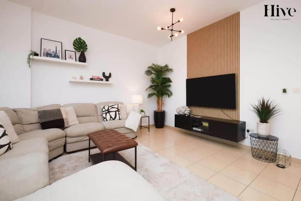 Spacious 2 Bed Apartment in Shams 4 JBR Apartment in Dubai