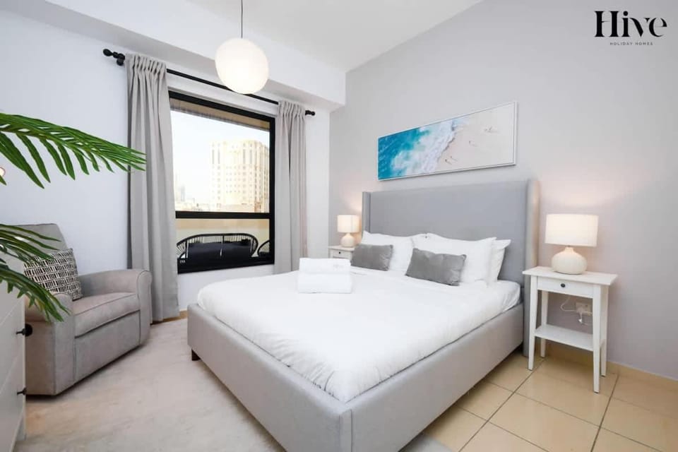 Spacious 2 Bed Apartment in Shams 4 JBR Apartment in Dubai