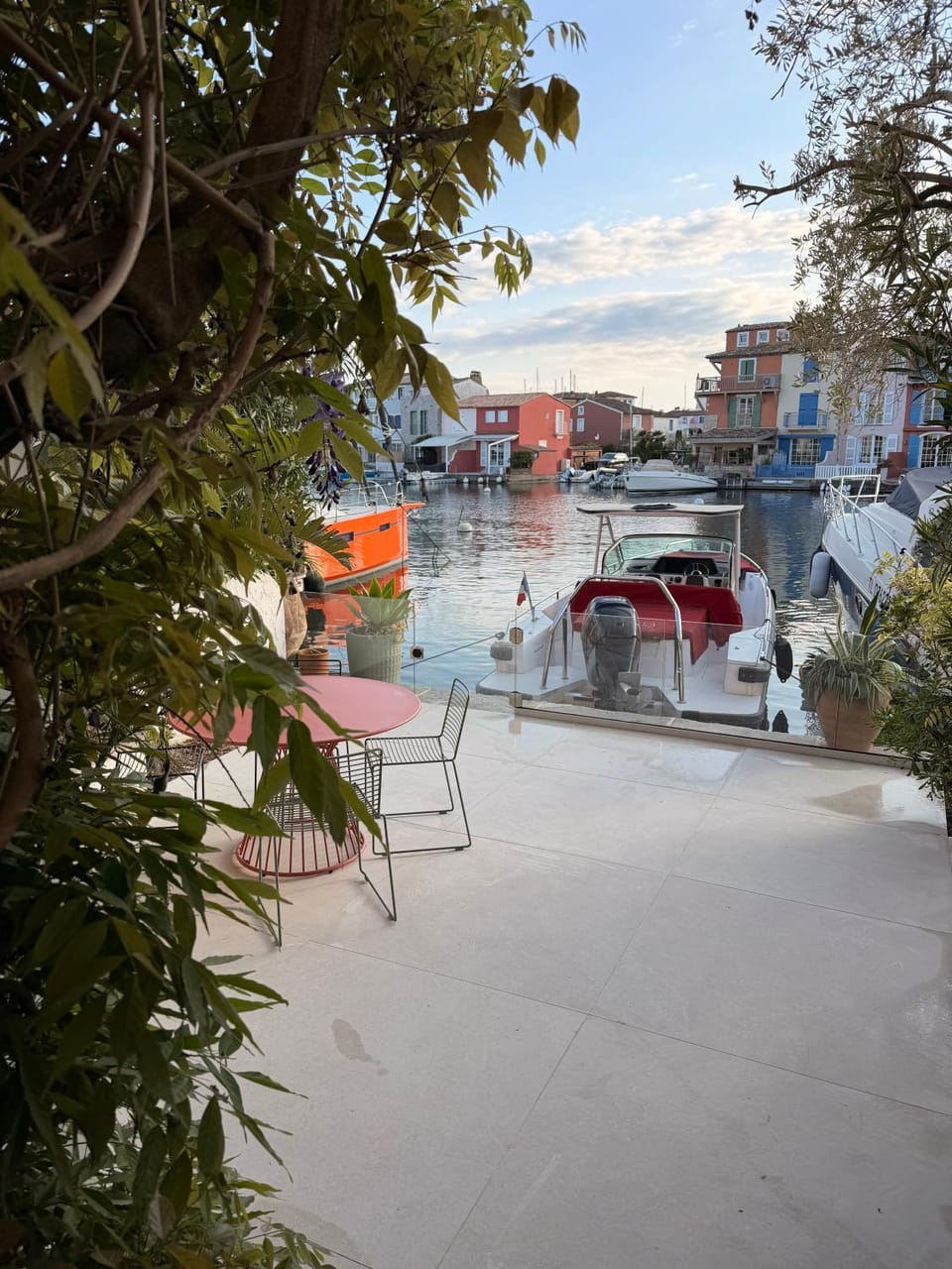 Luxueux appartement avec terrase sur la mer Apartment in Grimaud