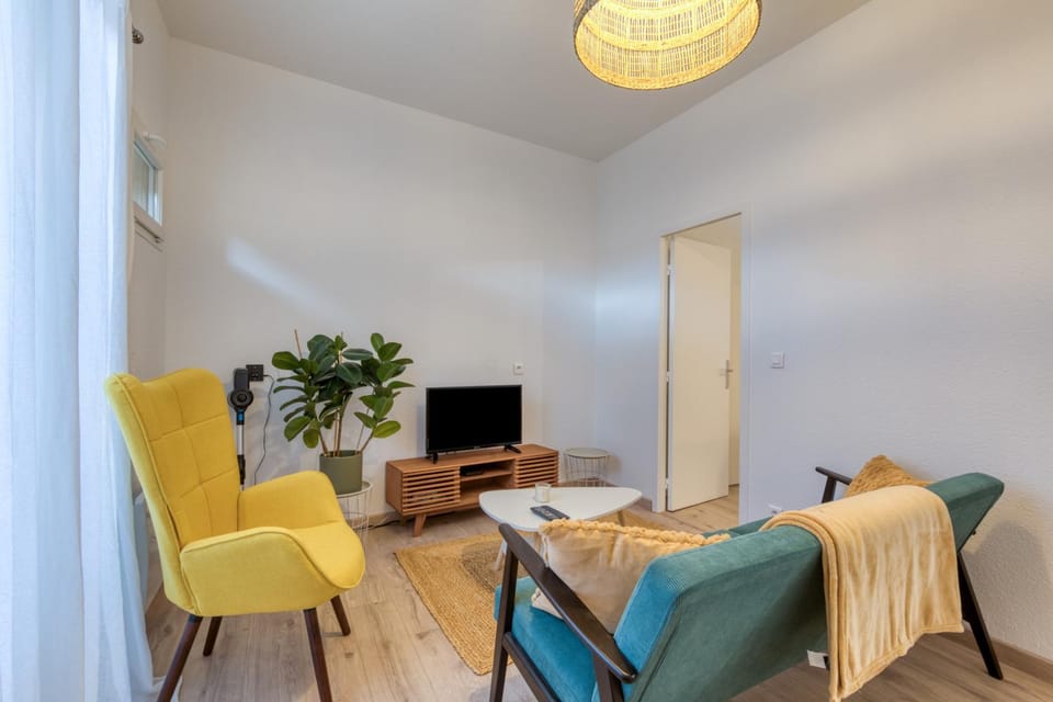 Property building, Living room