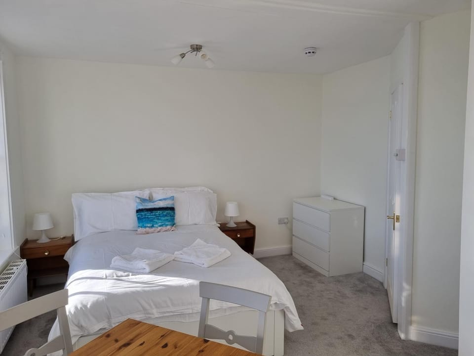 Horizon Sea View Suite Apartment in Weymouth