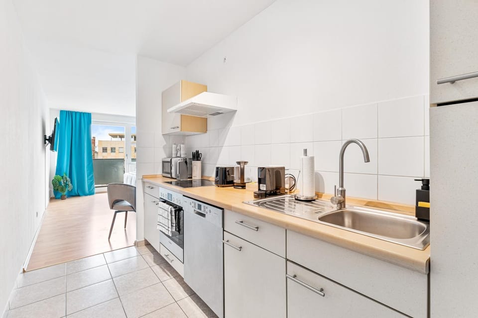 Coffee/tea facilities, Kitchen or kitchenette, dishwasher, minibar, oven, stove, toaster