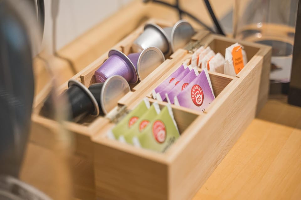 Coffee/tea facilities, Food and drinks, Drinks