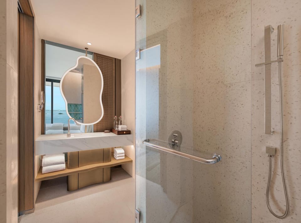 Shower, Bathroom, towels