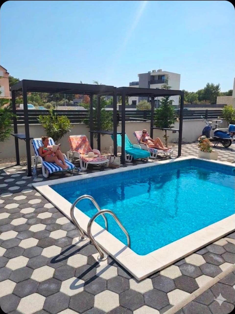 VillaELIAS - heated pool - jacuzzi-10 persons-boat tours - Luxury Apartment in Šibenik-Knin County, Croatia