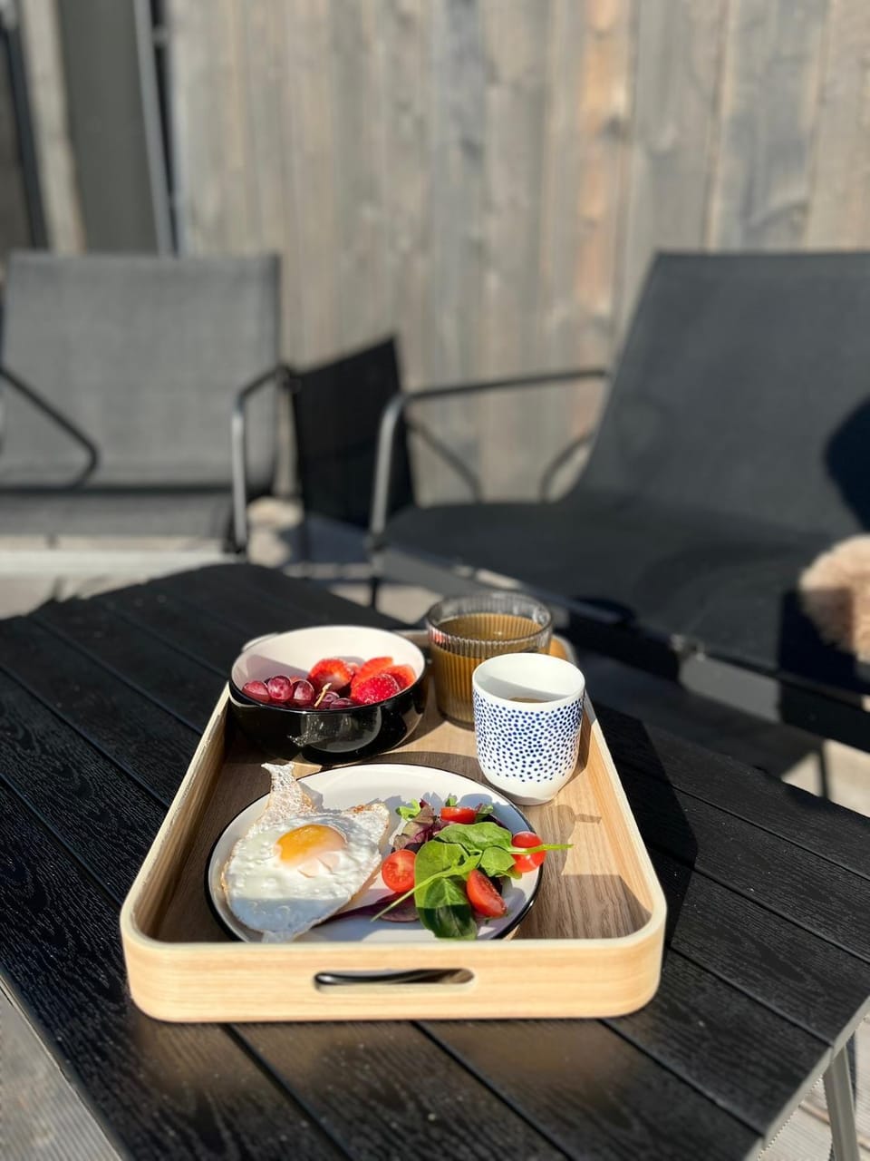 Property building, Breakfast