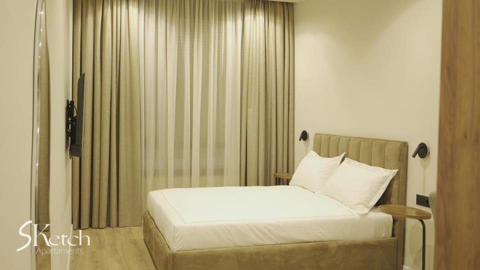 Photo of the whole room, Bedroom