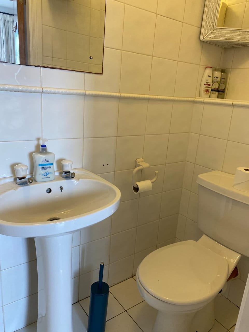 Harbour View Apartment - Two Bed with Parking Apartment in Galway