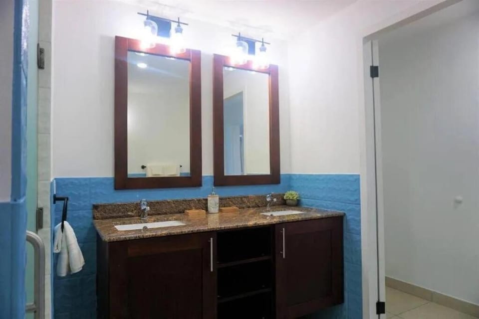 Ocean View Studio at Maho Beach Apartment in Simpson Bay
