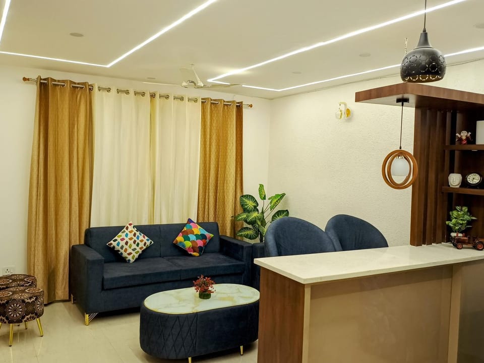 View (from property/room), Living room, Other, Seating area, Dining area, furniture