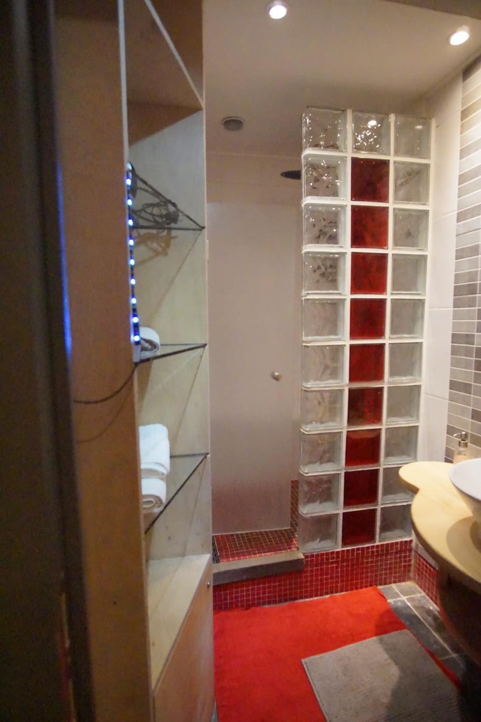 Shower, Bathroom
