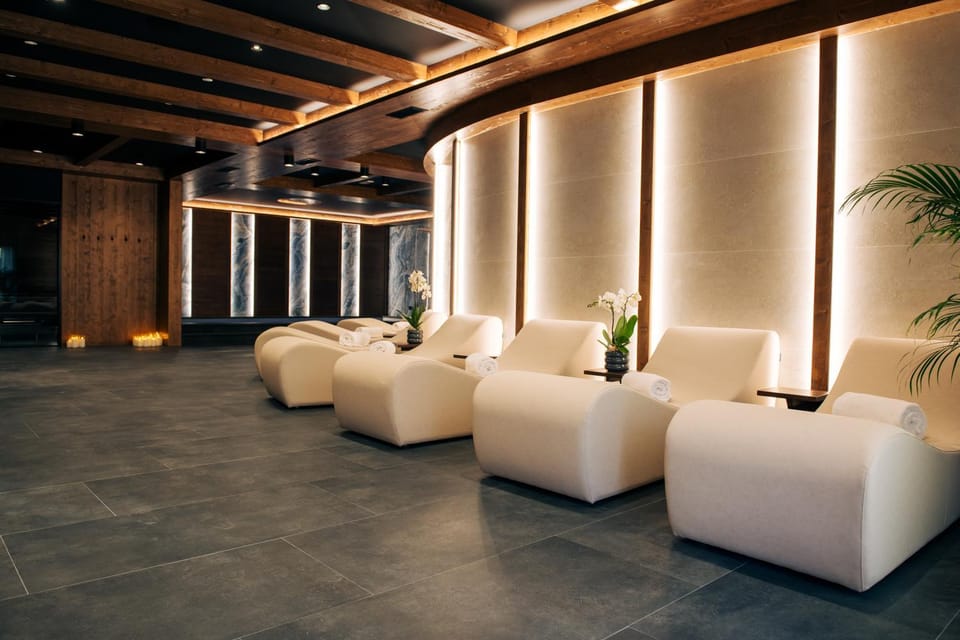 Living room, Spa and wellness centre/facilities