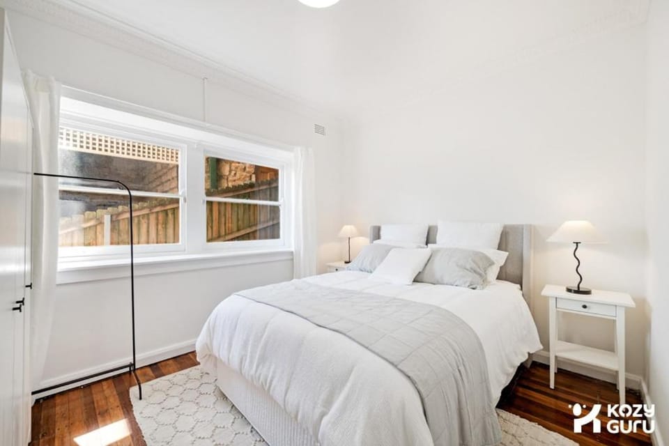 KozyGuru | Kirribilli | Opera House View 2 Bed Apt Apartment in Sydney