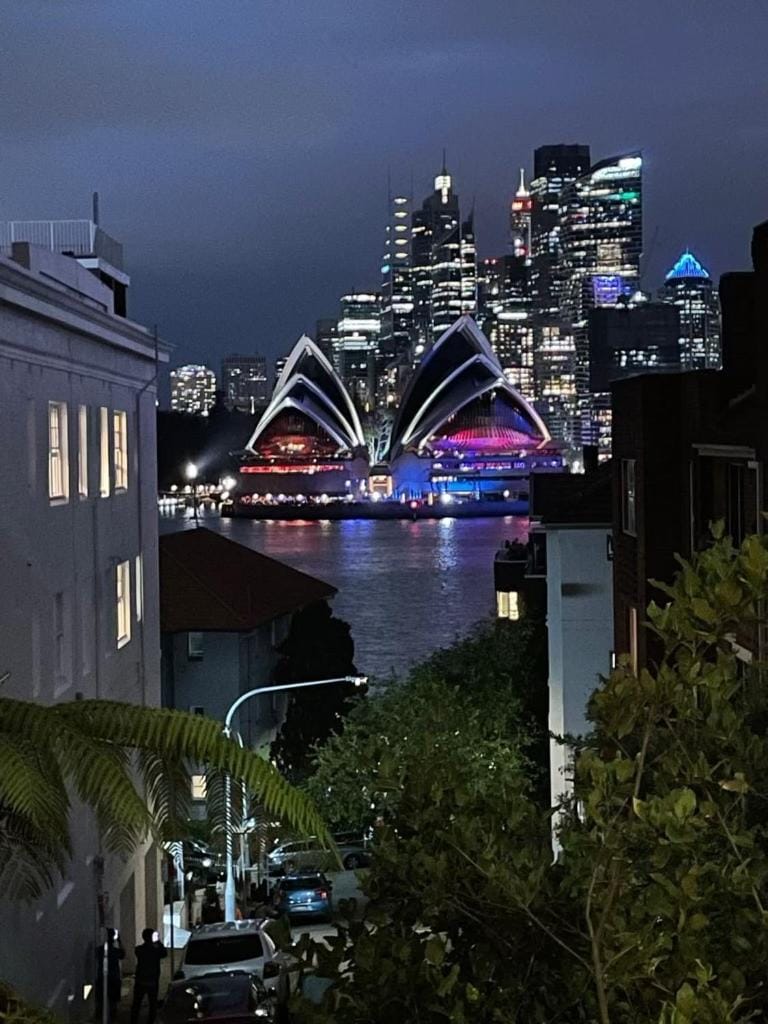 KozyGuru | Kirribilli | Opera House View 2 Bed Apt Apartment in Sydney