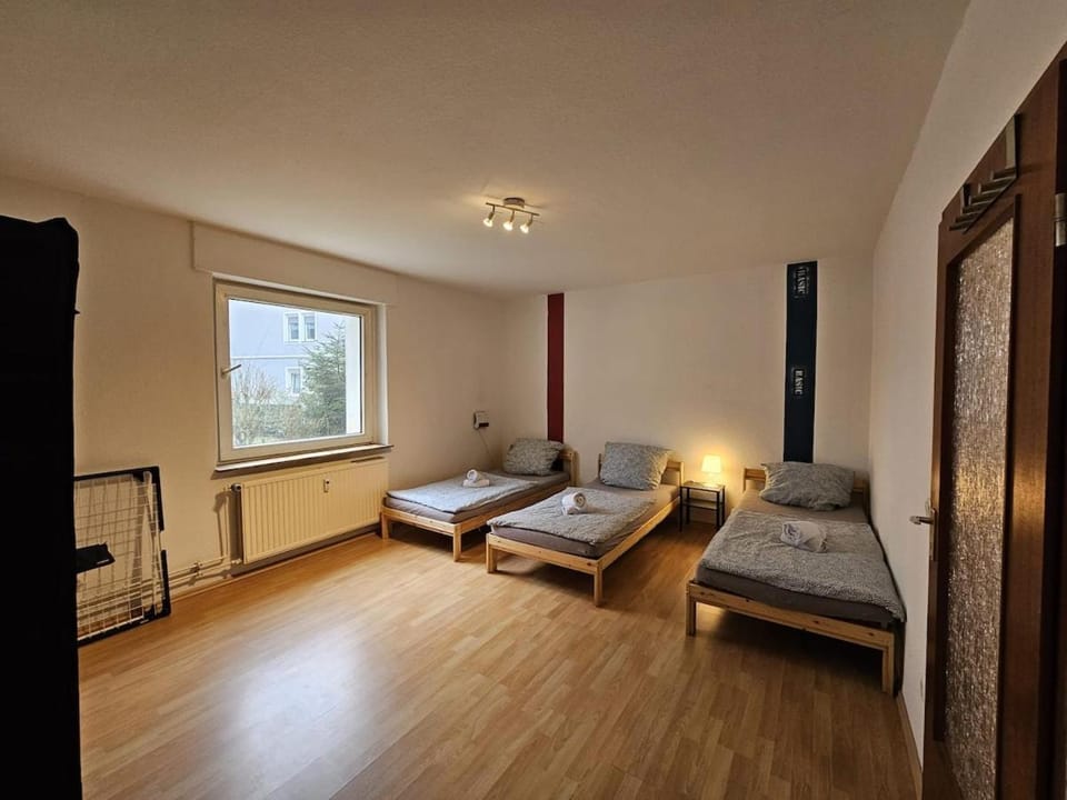 homes of ruhr - Monteurwohnung Arena Apartment in Gelsenkirchen