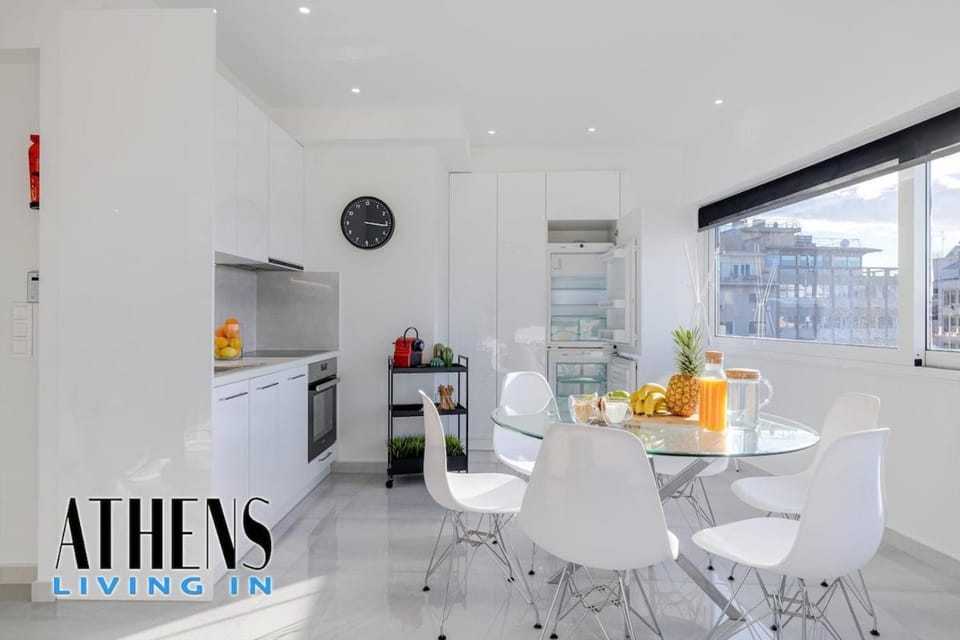 Endless Blue Breathtaking View Apt 6fl 2&4ppl Apartment in Pireas
