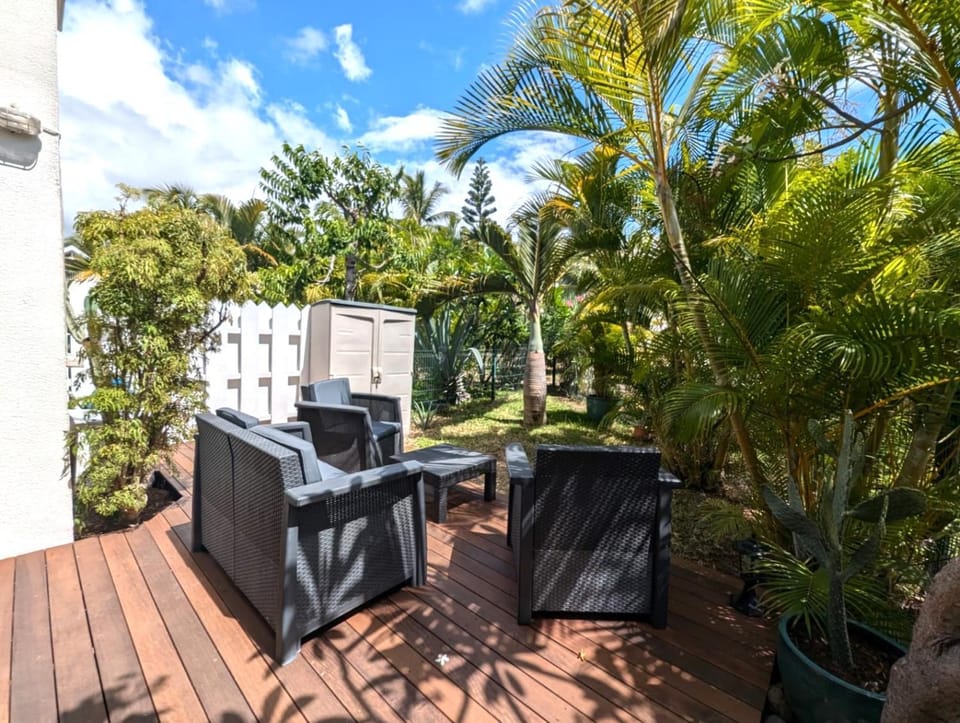 Day, Garden, View (from property/room), Balcony/Terrace, Seating area, Garden view