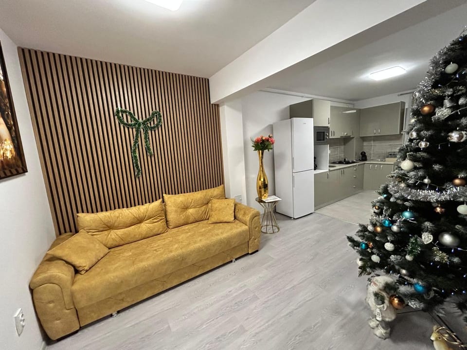 Gold House Apartment in Bucharest