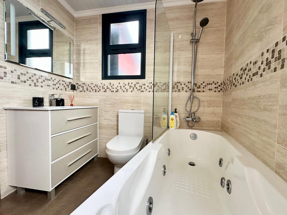 Shower, Bathroom, Bath