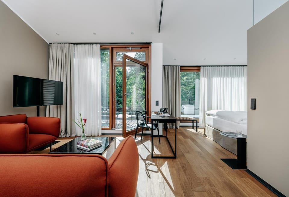 Living room, Photo of the whole room, Bedroom