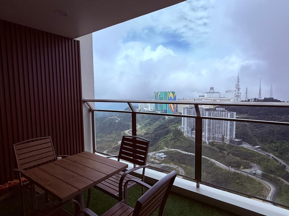 Peakview Penthouse at top hill Genting Highlands near Genting Resort Apartment in Selangor, Malaysia
