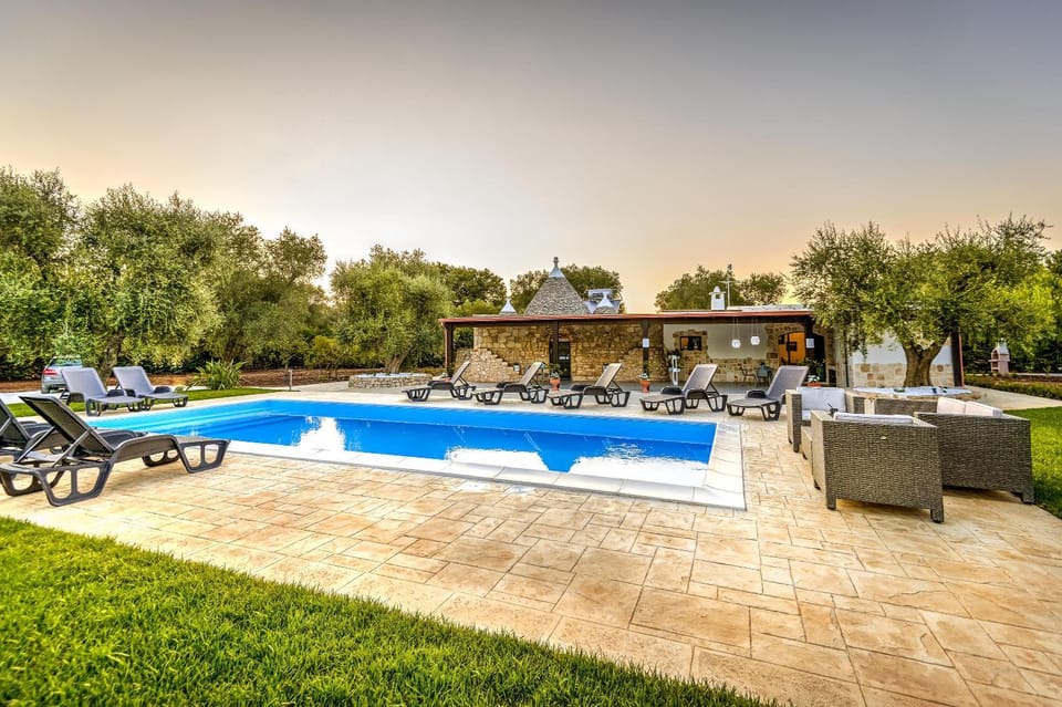 Garden, Swimming pool, sunbed