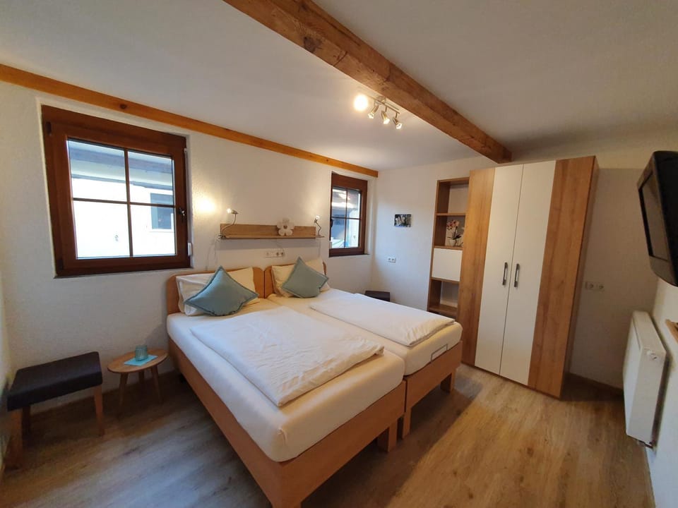 Bed, Bedroom, wardrobe