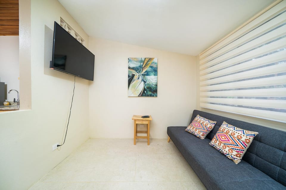 Communal lounge/ TV room, Living room
