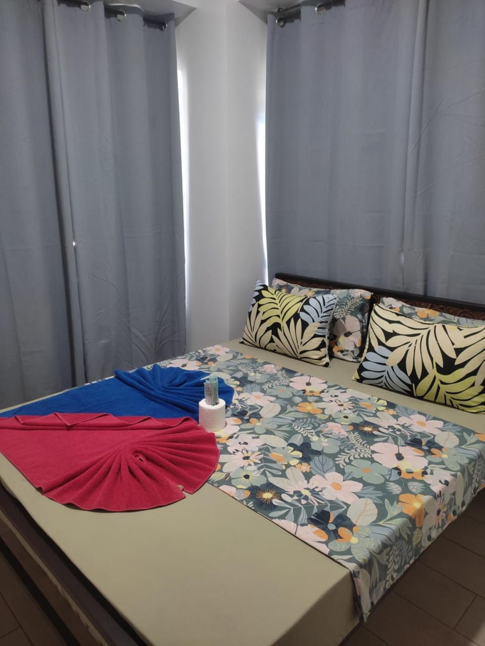 LDN TWO Palm Tree Newport City Apartment in Pasay