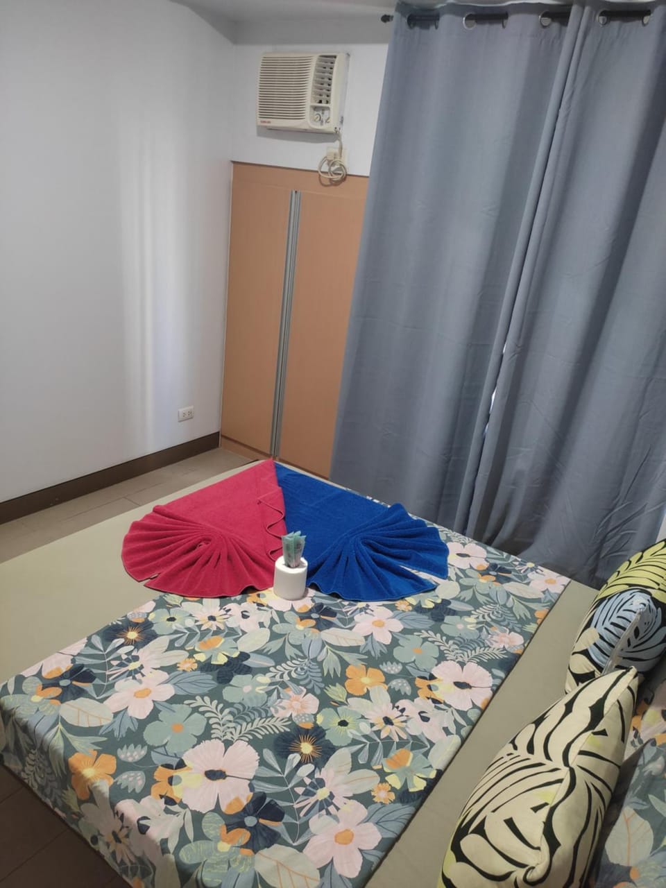 LDN TWO Palm Tree Newport City Apartment in Pasay