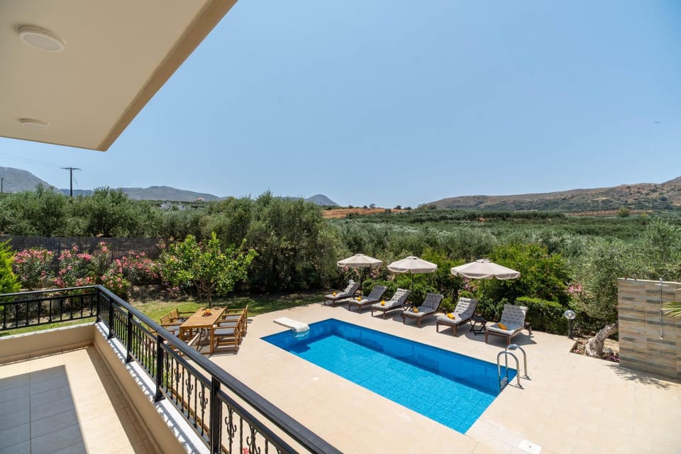 View (from property/room), Pool view