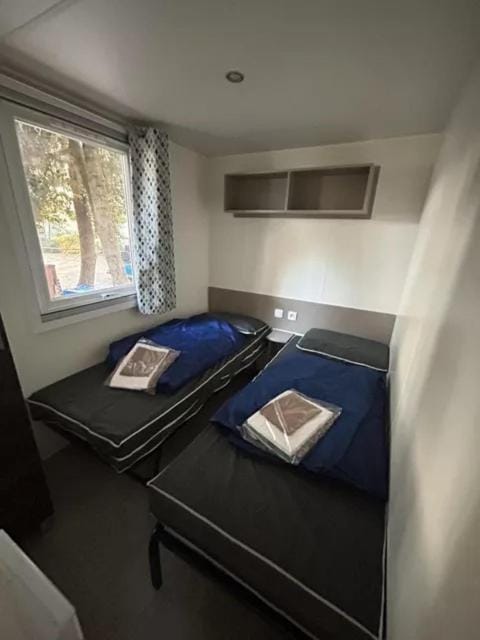 Bonne Anse Plage 409 Mobile home 3 chambres 7 personnes Campground/ 
RV Resort in Les Mathes
