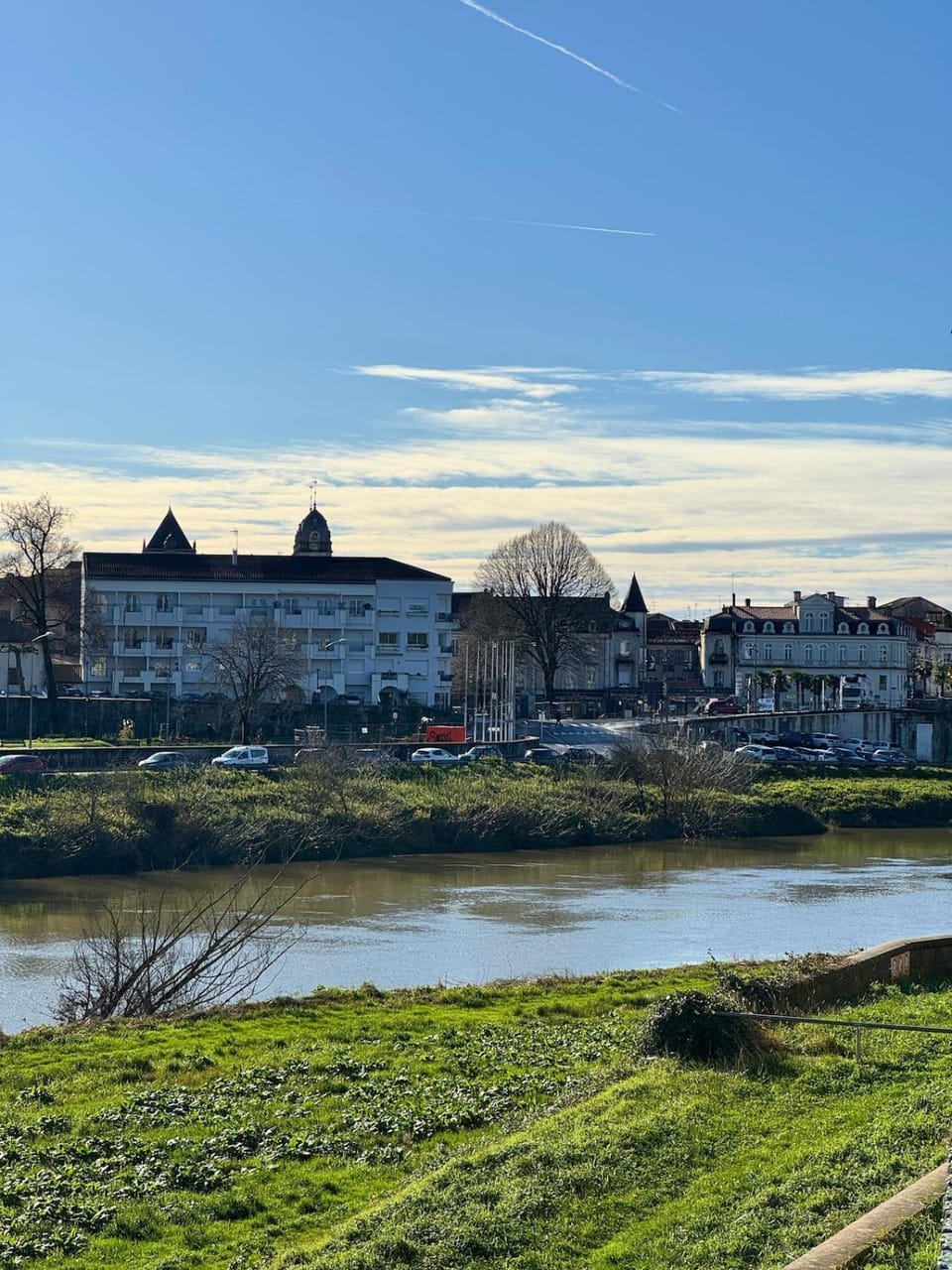 Natural landscape, City view, River view
