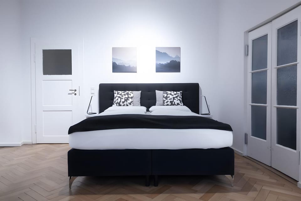 Living room, Bedroom