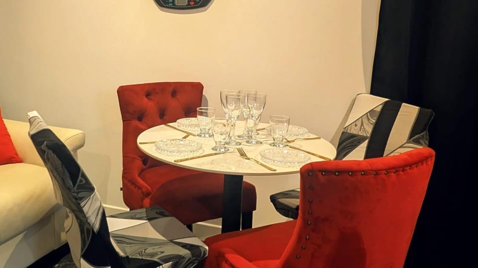 DRoom-Sauna Balneo & Cinema à Menton jusqu'à 4 invités Apartment in Menton