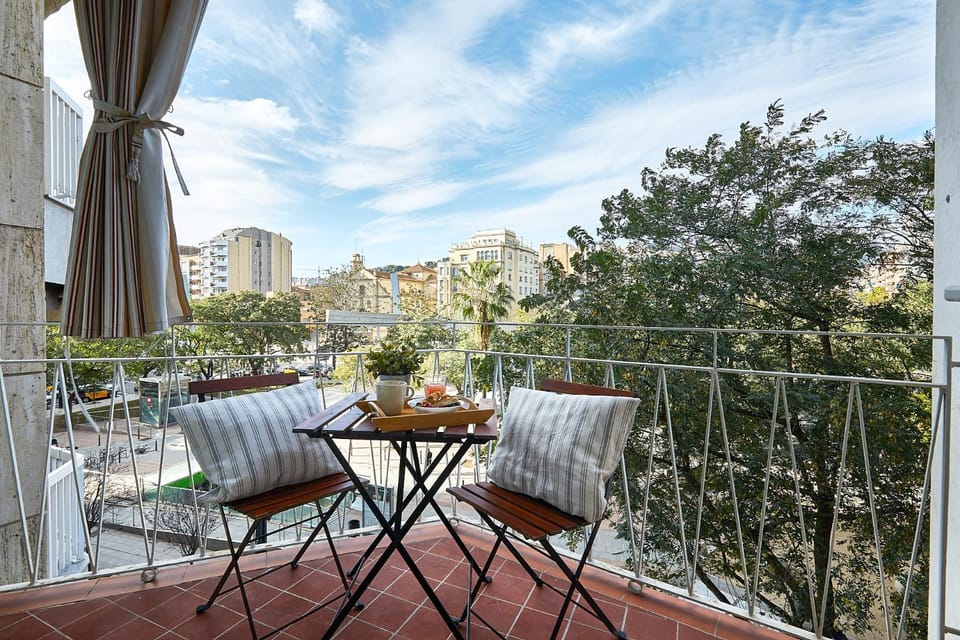Balcony/Terrace, City view