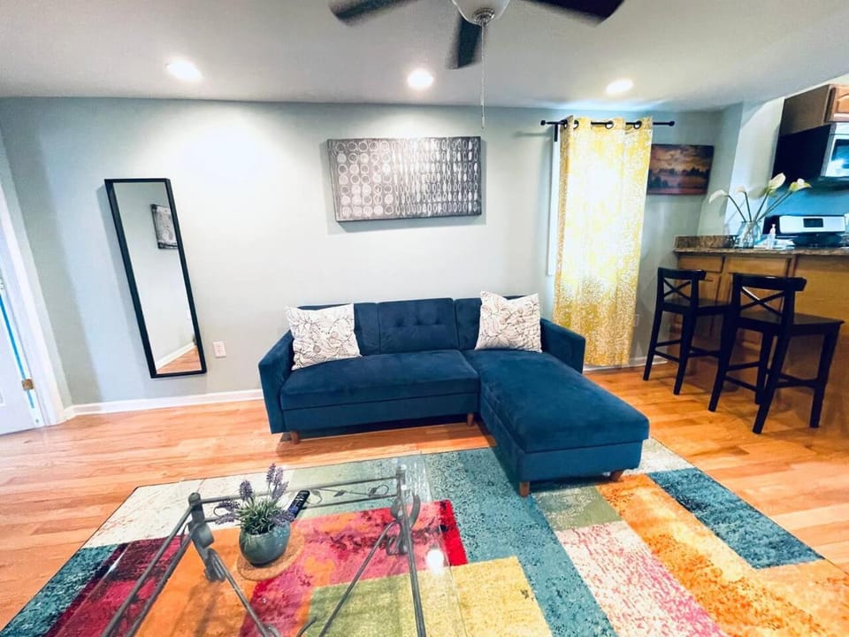 Beautiful 1BD Apt with Roofdeck in Passyunk Square Apartment in Philadelphia