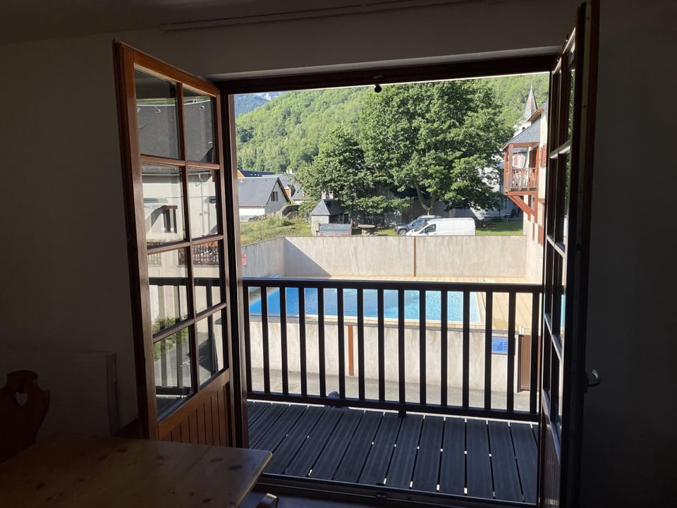 Pool view, Swimming pool