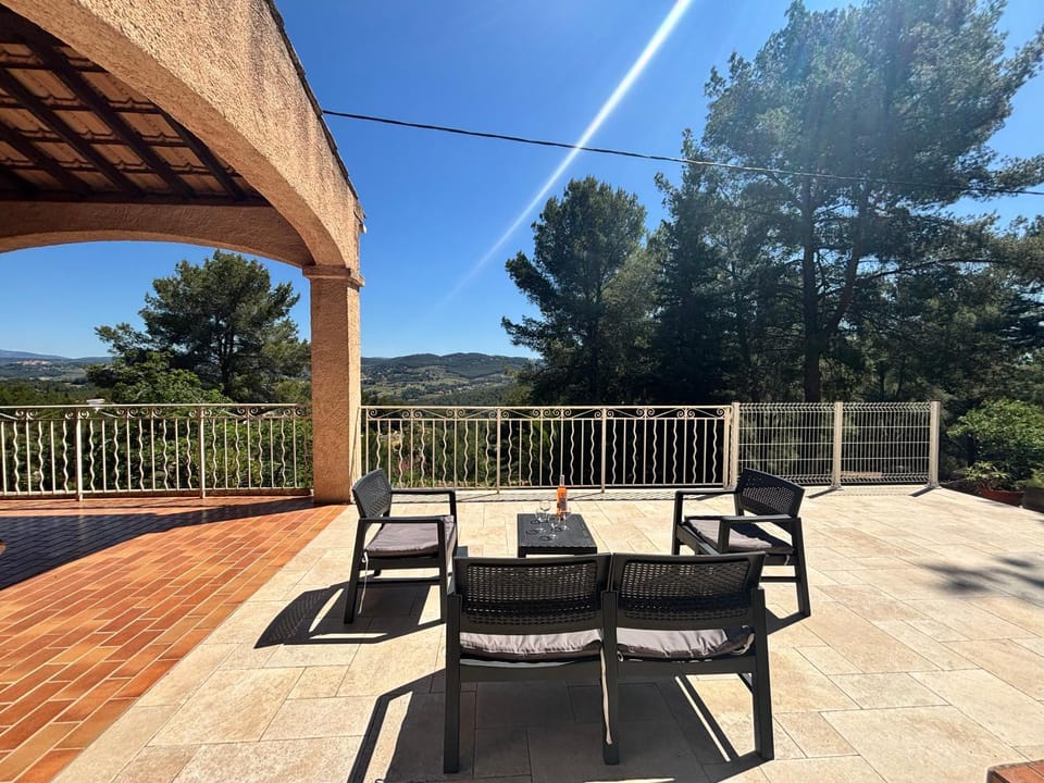 -Villa les Pins- Bandol House in La Cadière-d'Azur