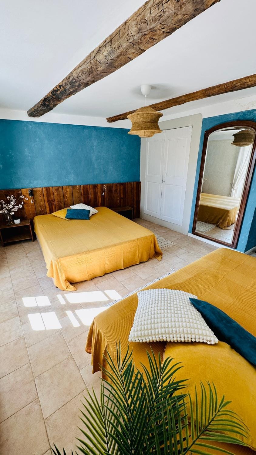 Bed, Bedroom